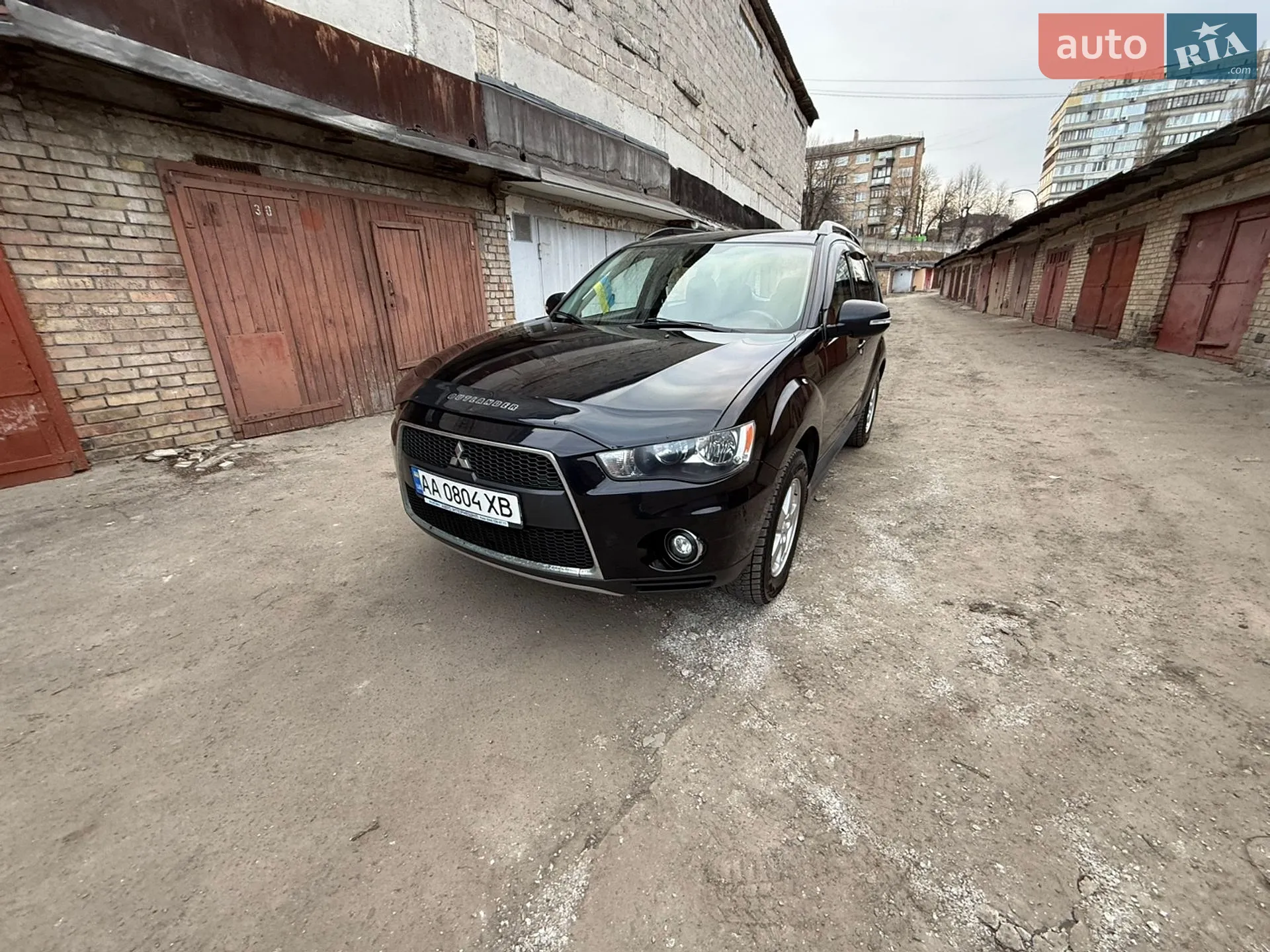 Mitsubishi Outlander, 2011