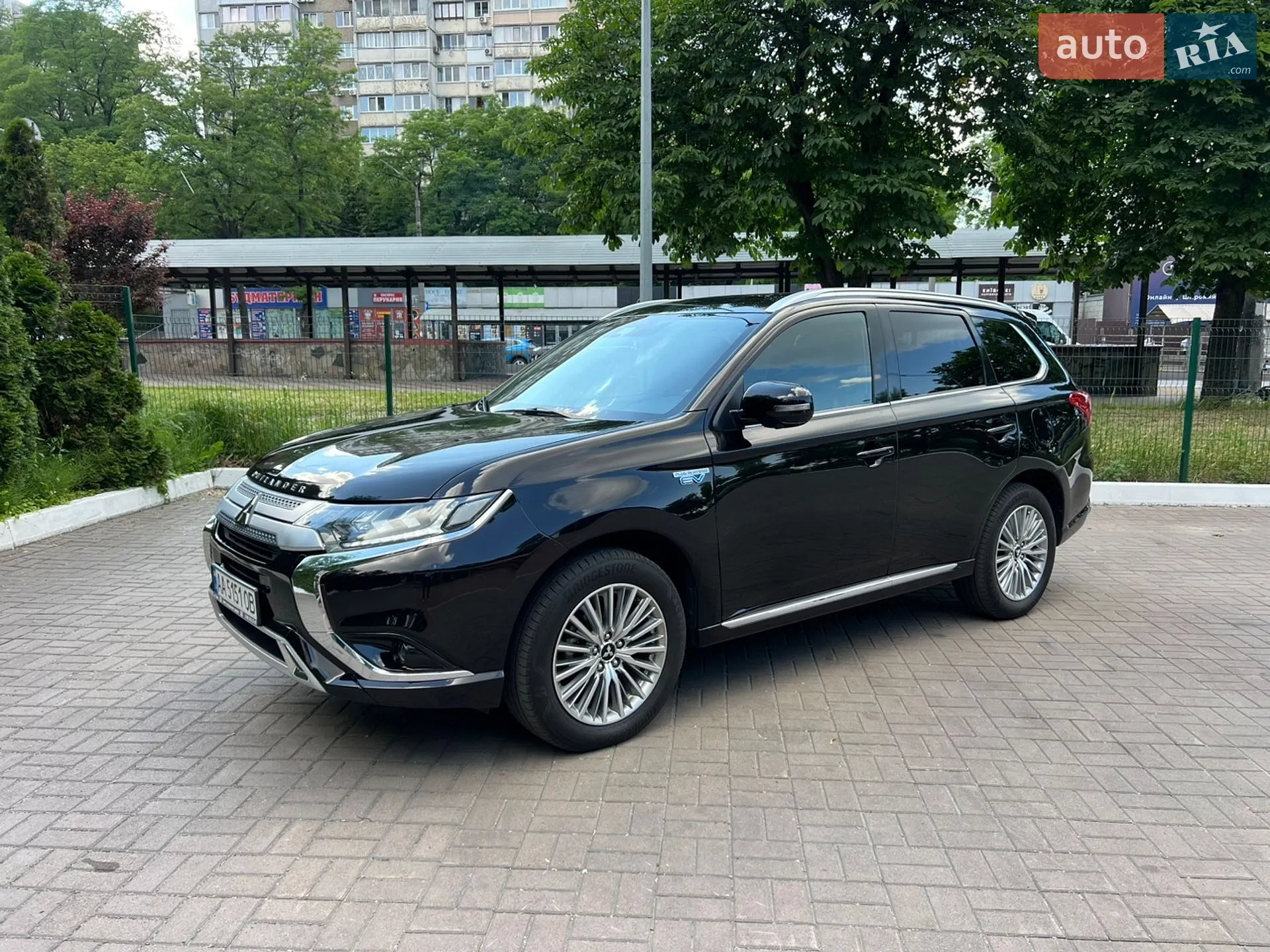 Mitsubishi Outlander, 2021