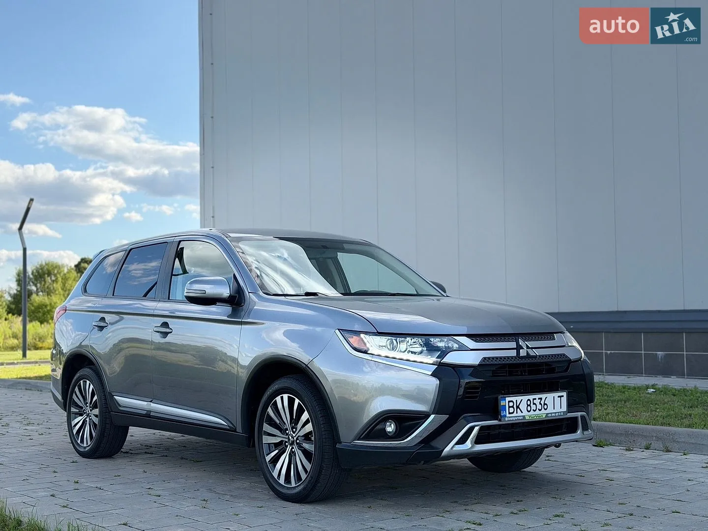 Mitsubishi Outlander, 2019