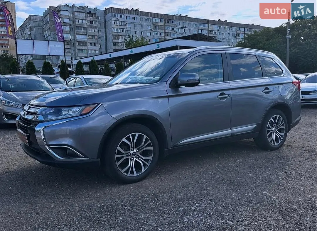 Mitsubishi Outlander, 2017