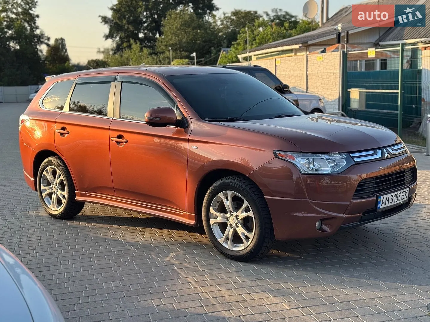 Mitsubishi Outlander, 2013