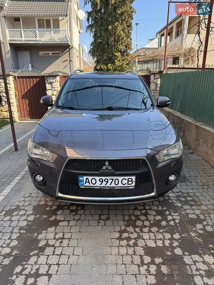 Mitsubishi Outlander, 2009
