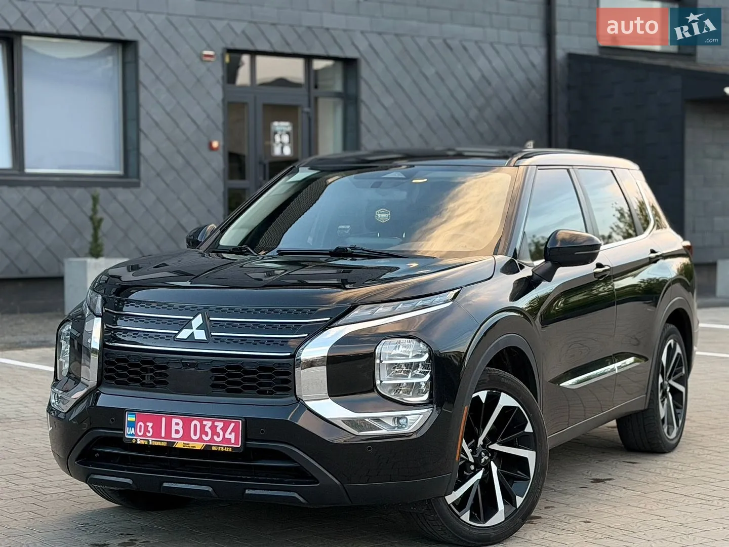Mitsubishi Outlander, 2022
