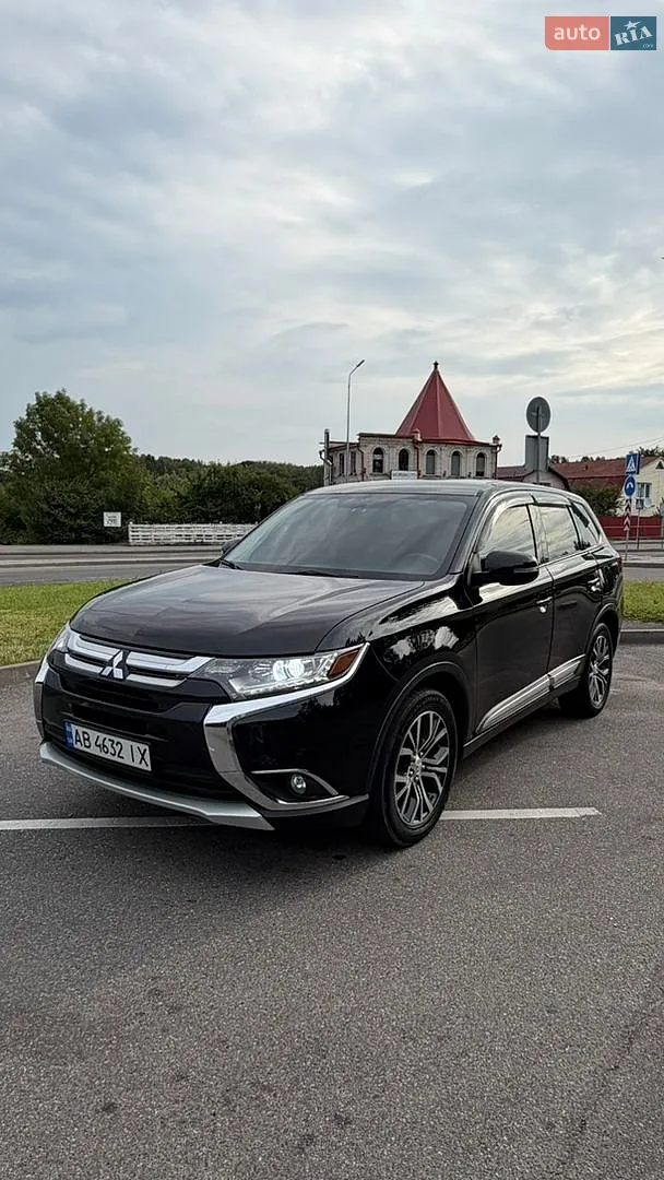 Mitsubishi Outlander, 2015