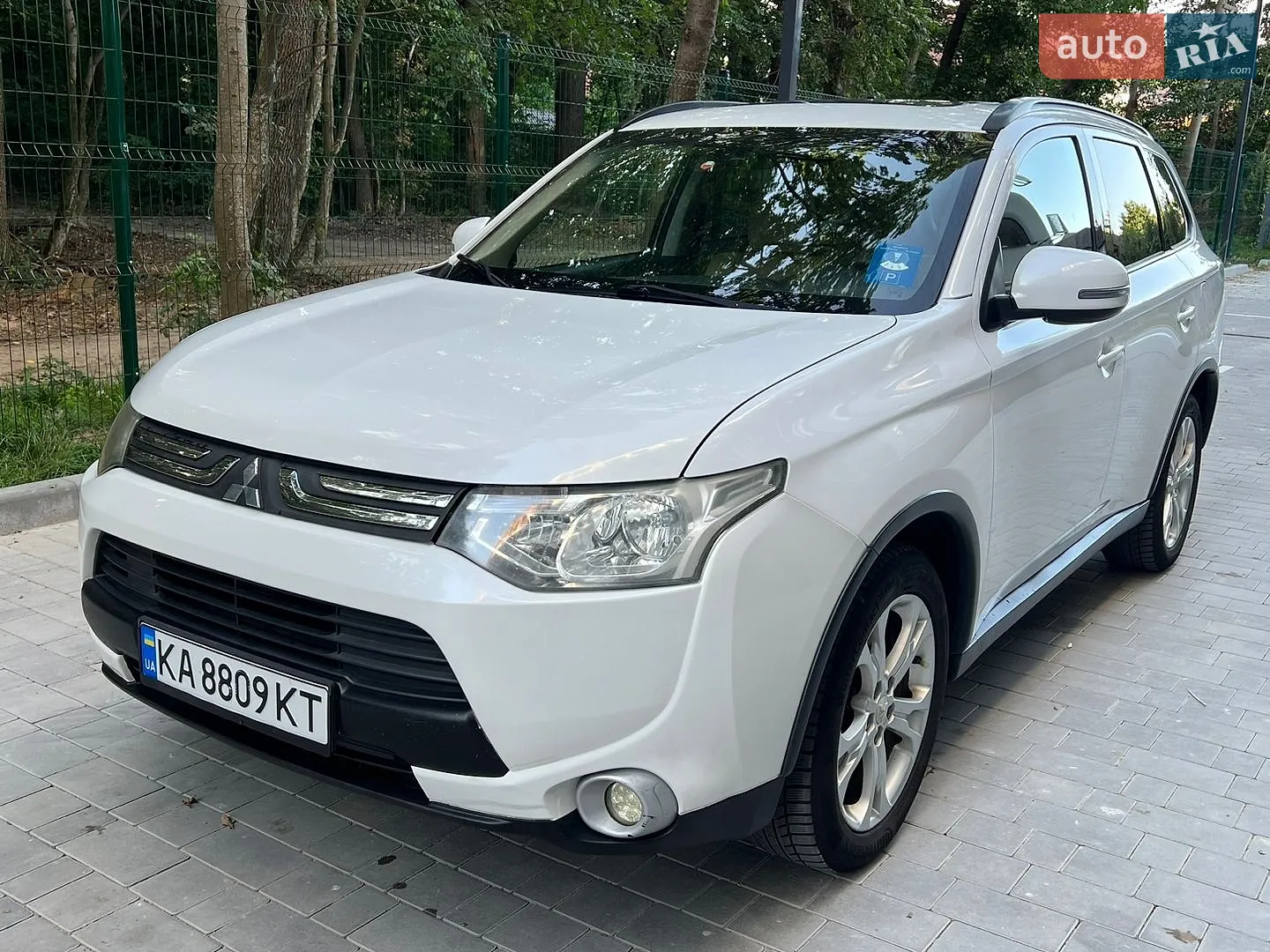 Mitsubishi Outlander, 2014