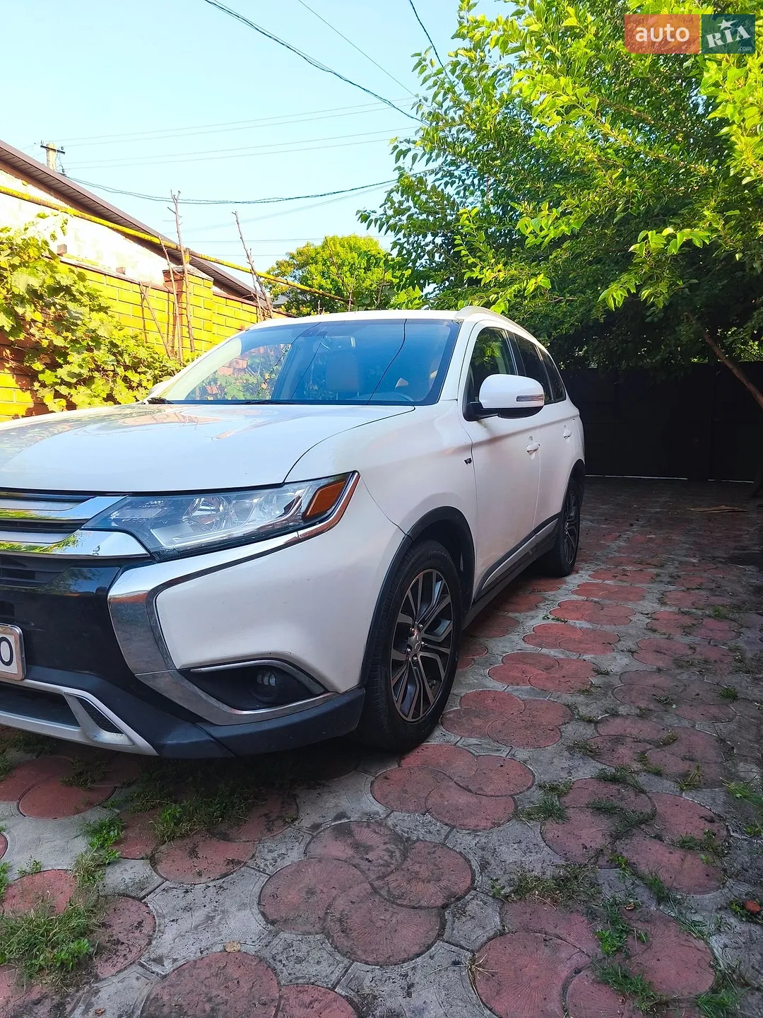 Mitsubishi Outlander, 2015
