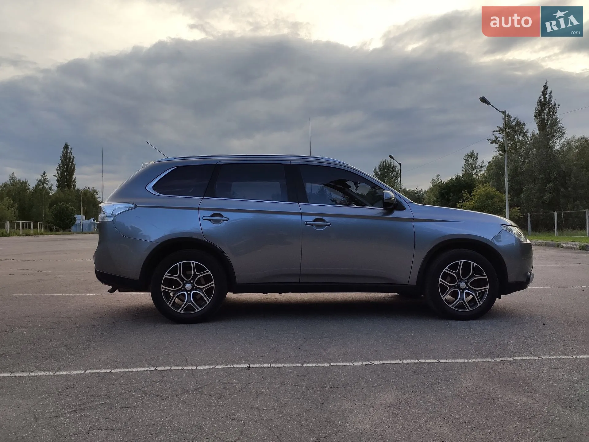 Mitsubishi Outlander, 2015