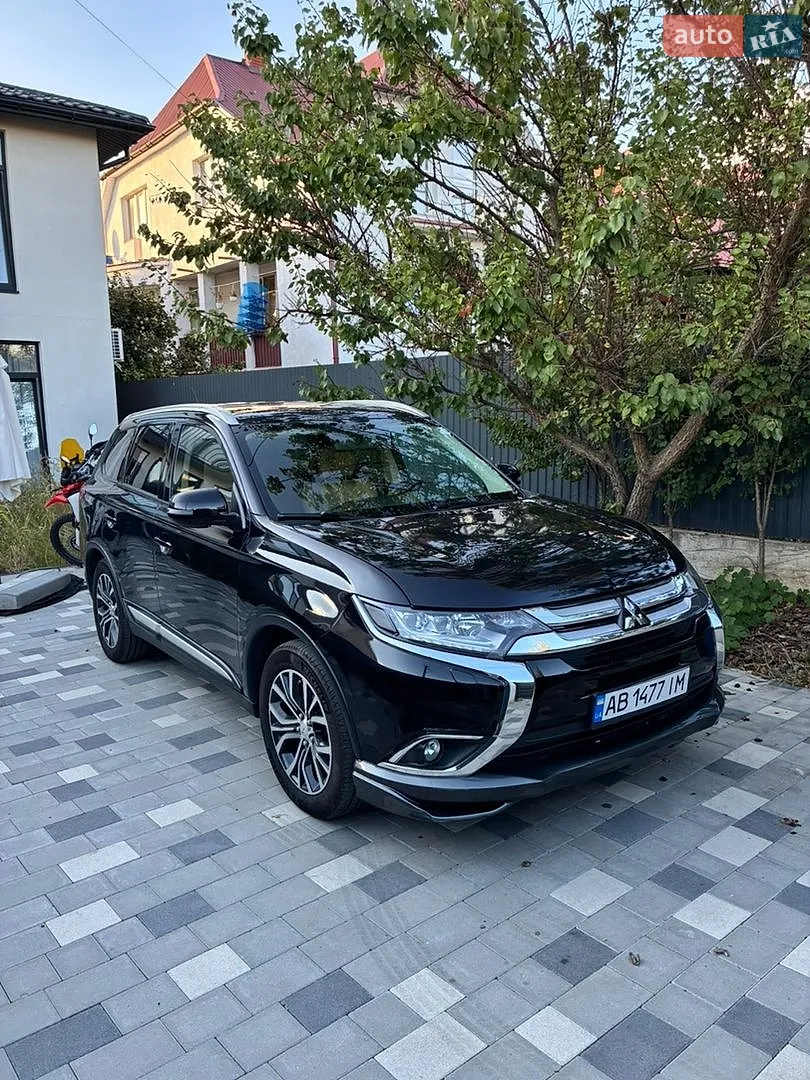 Mitsubishi Outlander, 2016