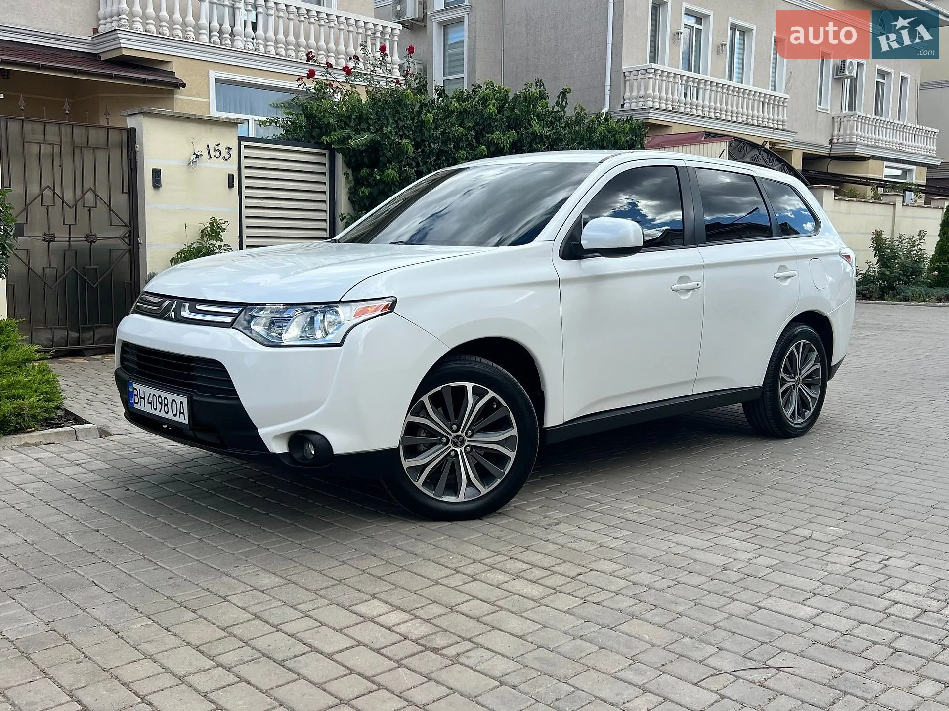 Mitsubishi Outlander, 2013