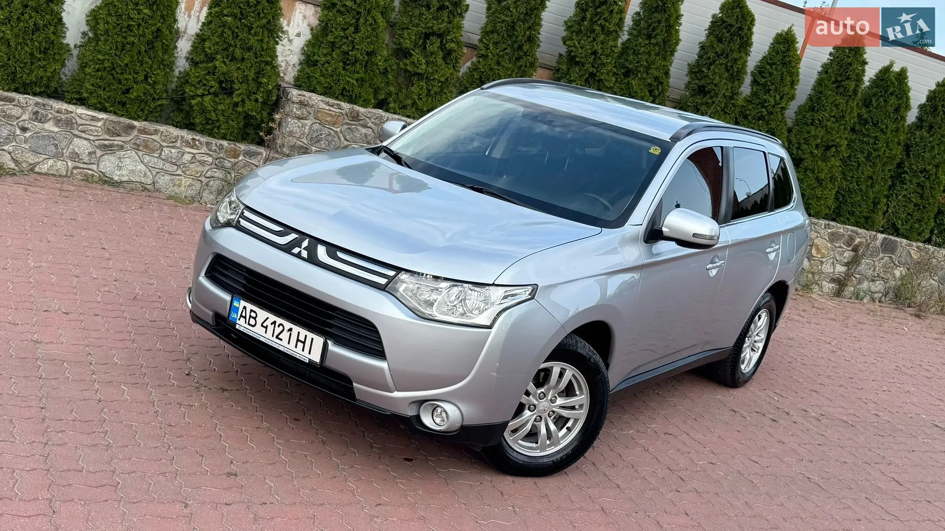 Mitsubishi Outlander, 2013