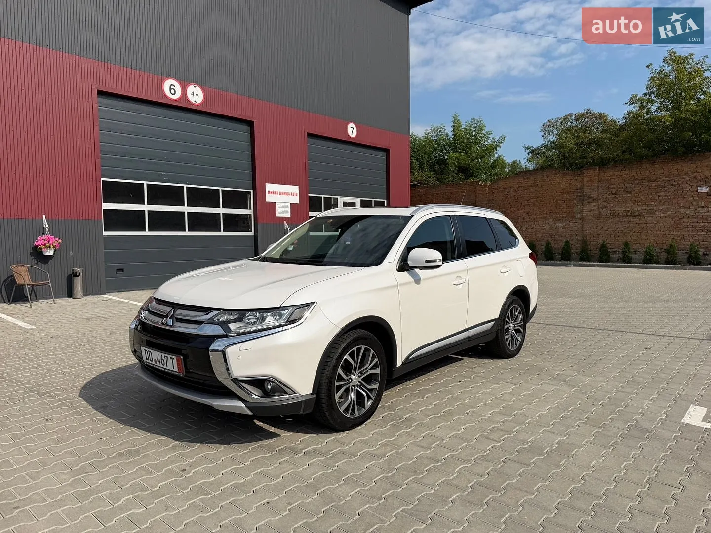 Mitsubishi Outlander, 2016