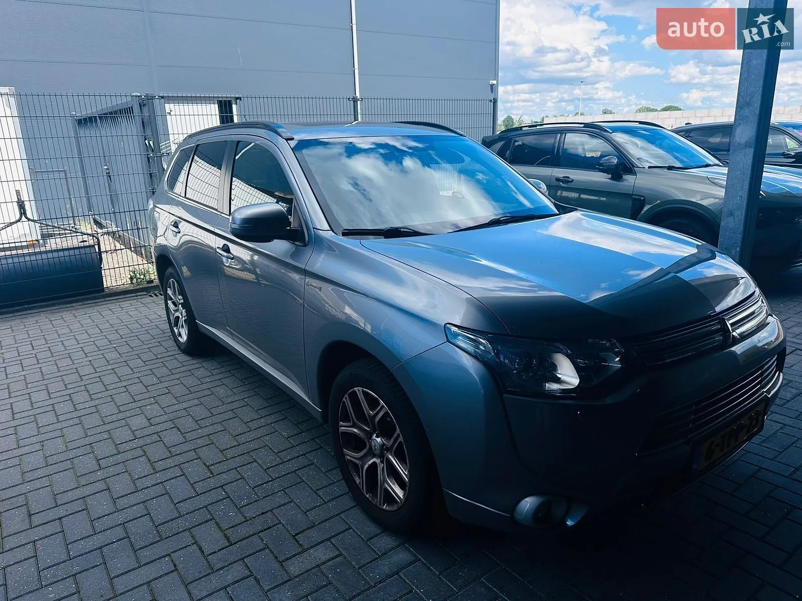 Mitsubishi Outlander, 2014