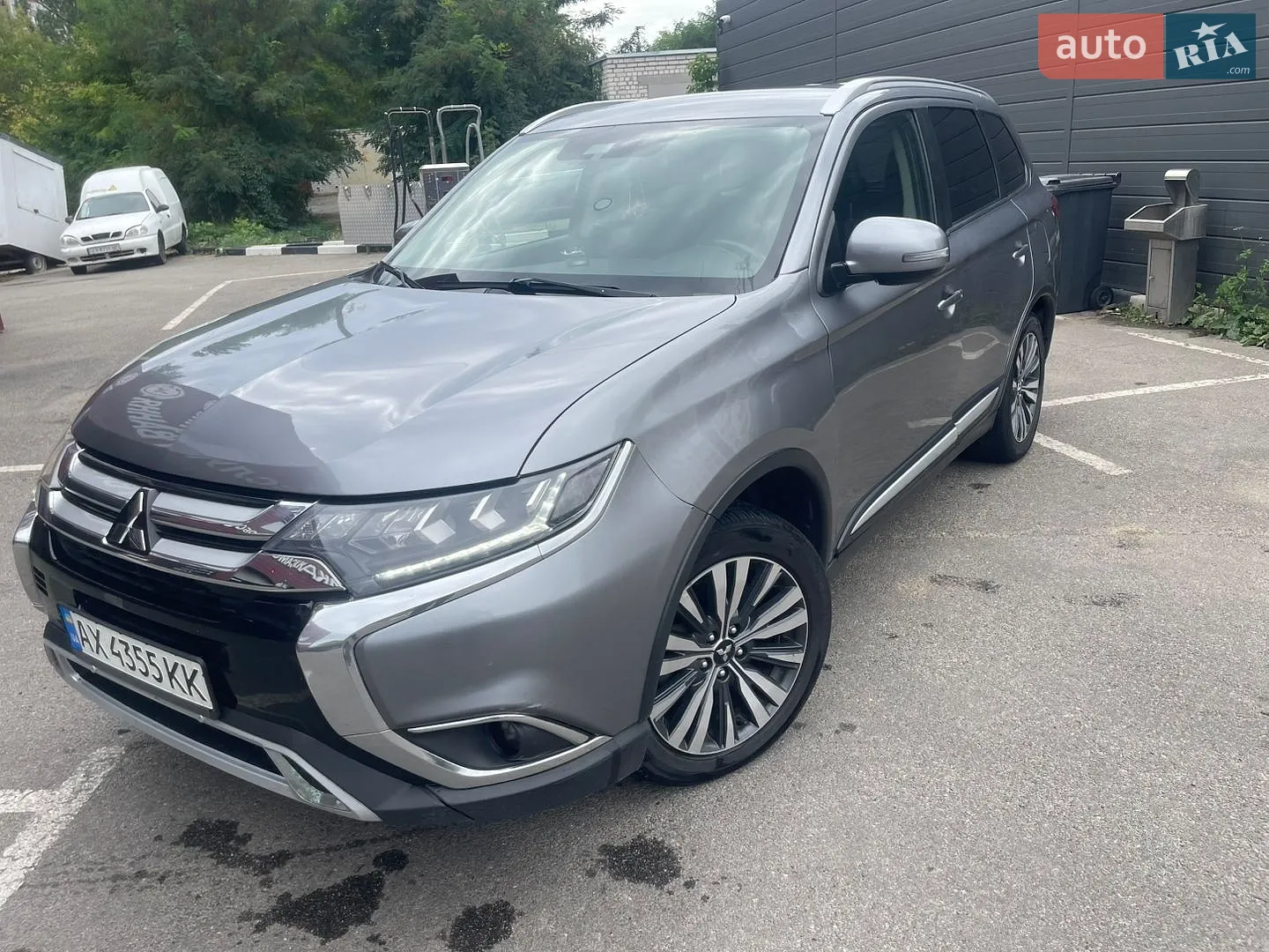 Mitsubishi Outlander, 2020
