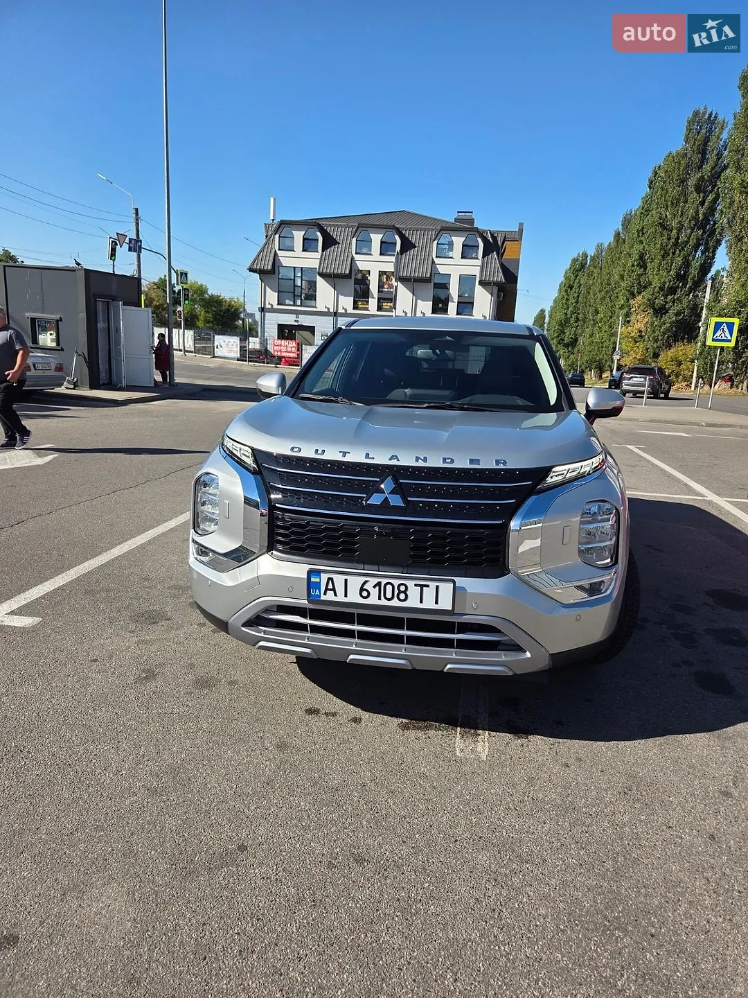Mitsubishi Outlander, 2023