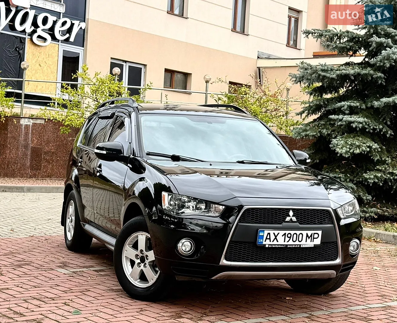 Mitsubishi Outlander, 2011