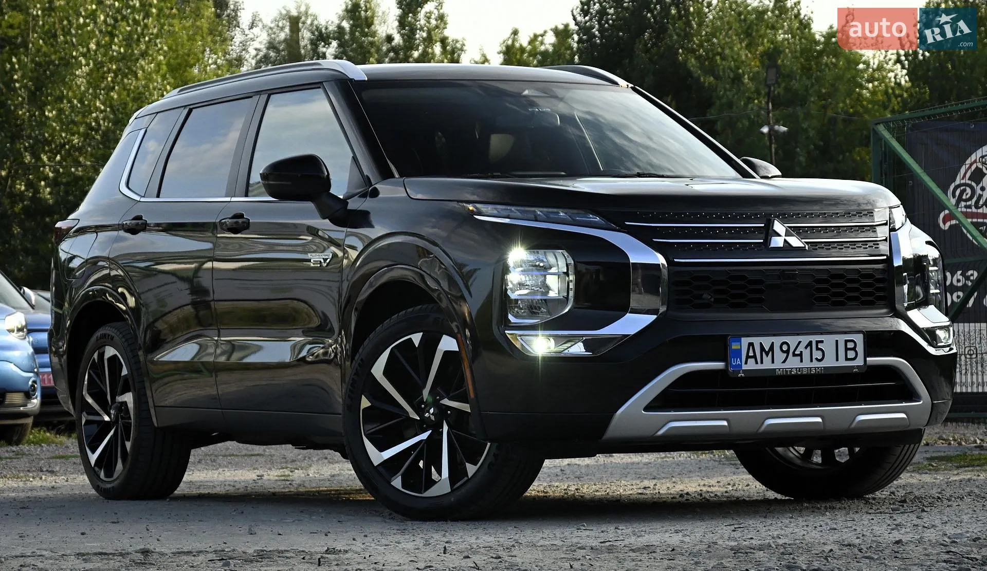 Mitsubishi Outlander, 2024