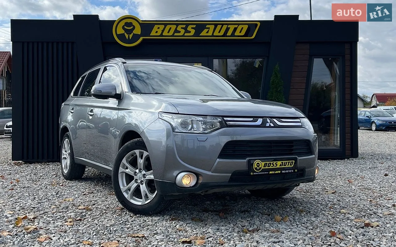 Mitsubishi Outlander, 2012