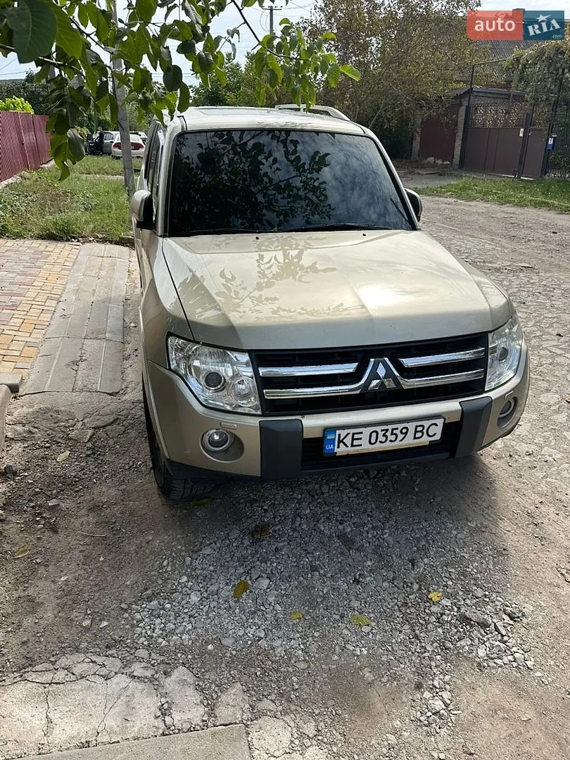Mitsubishi Pajero Wagon, 2008