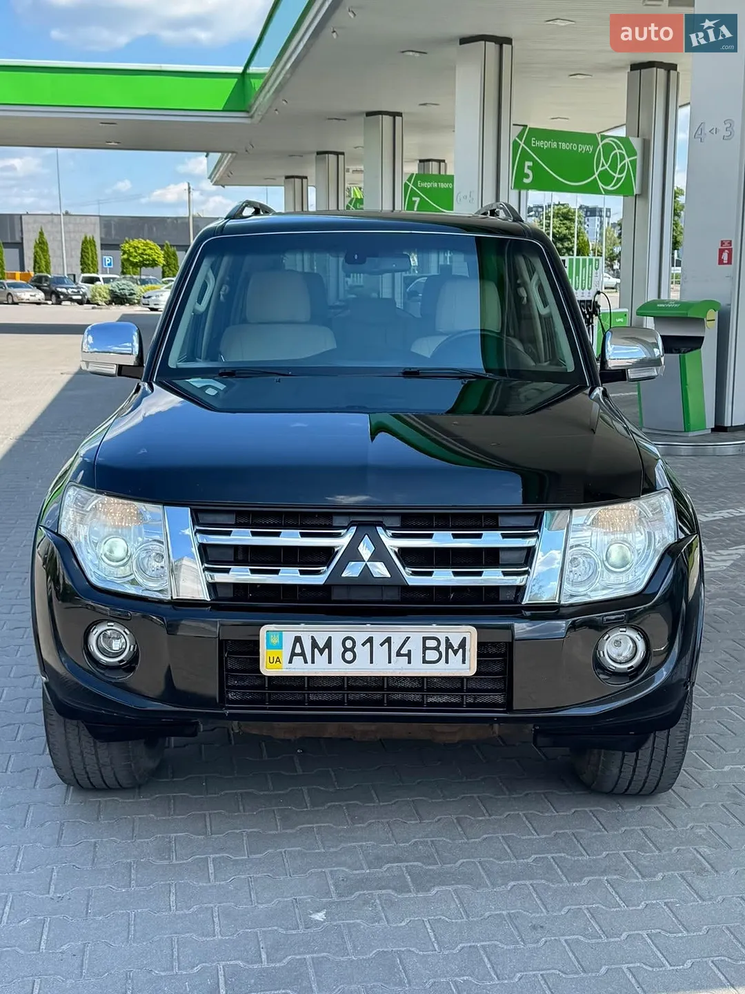 Mitsubishi Pajero Wagon, 2012