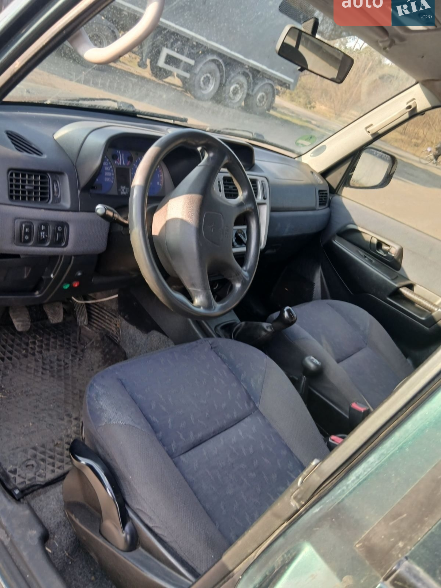 Mitsubishi Pajero, 2001