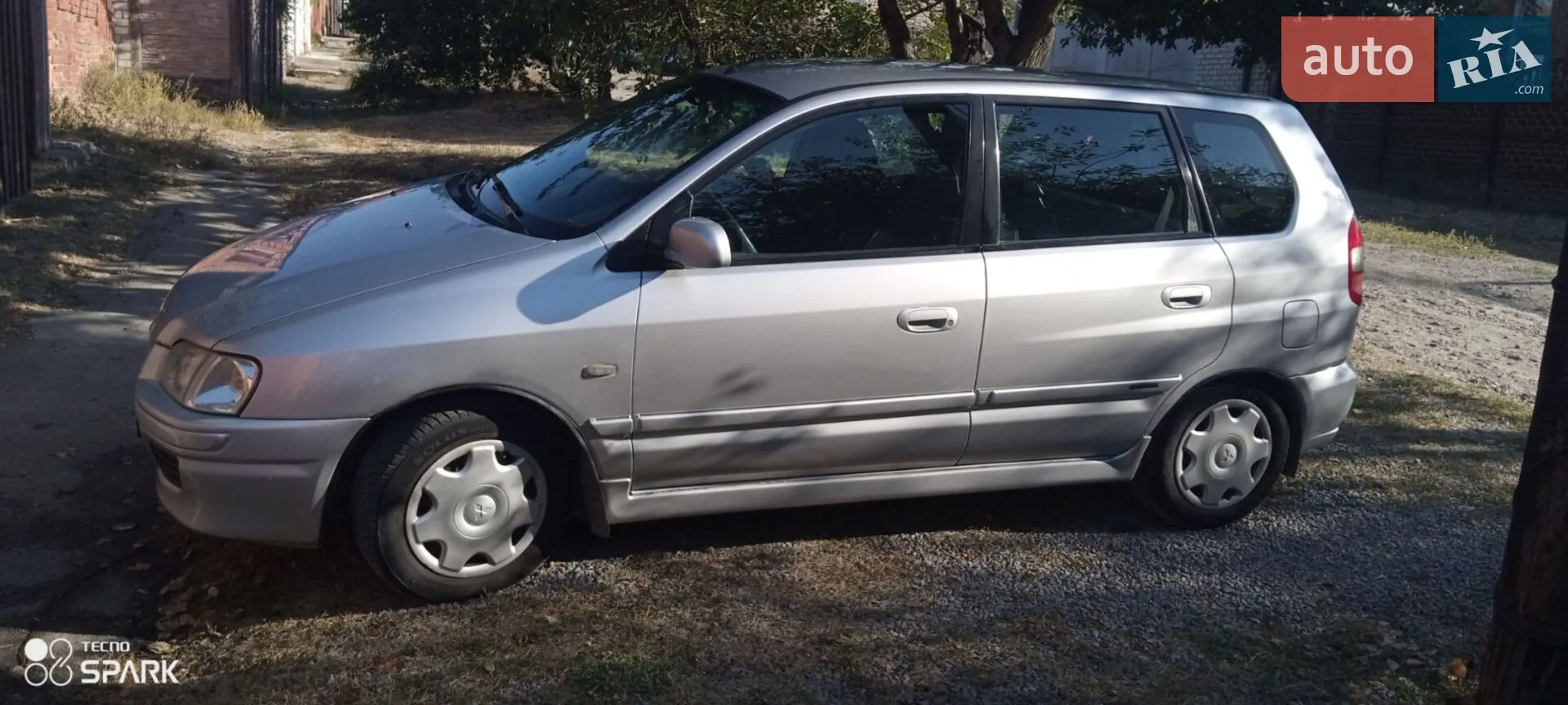 Mitsubishi Space Star, 2001