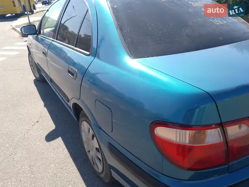Nissan Almera, 2002