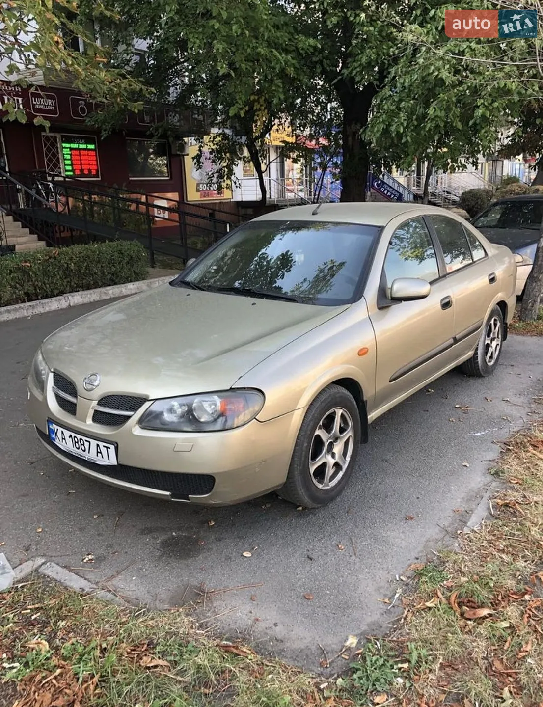 Nissan Almera, 2004