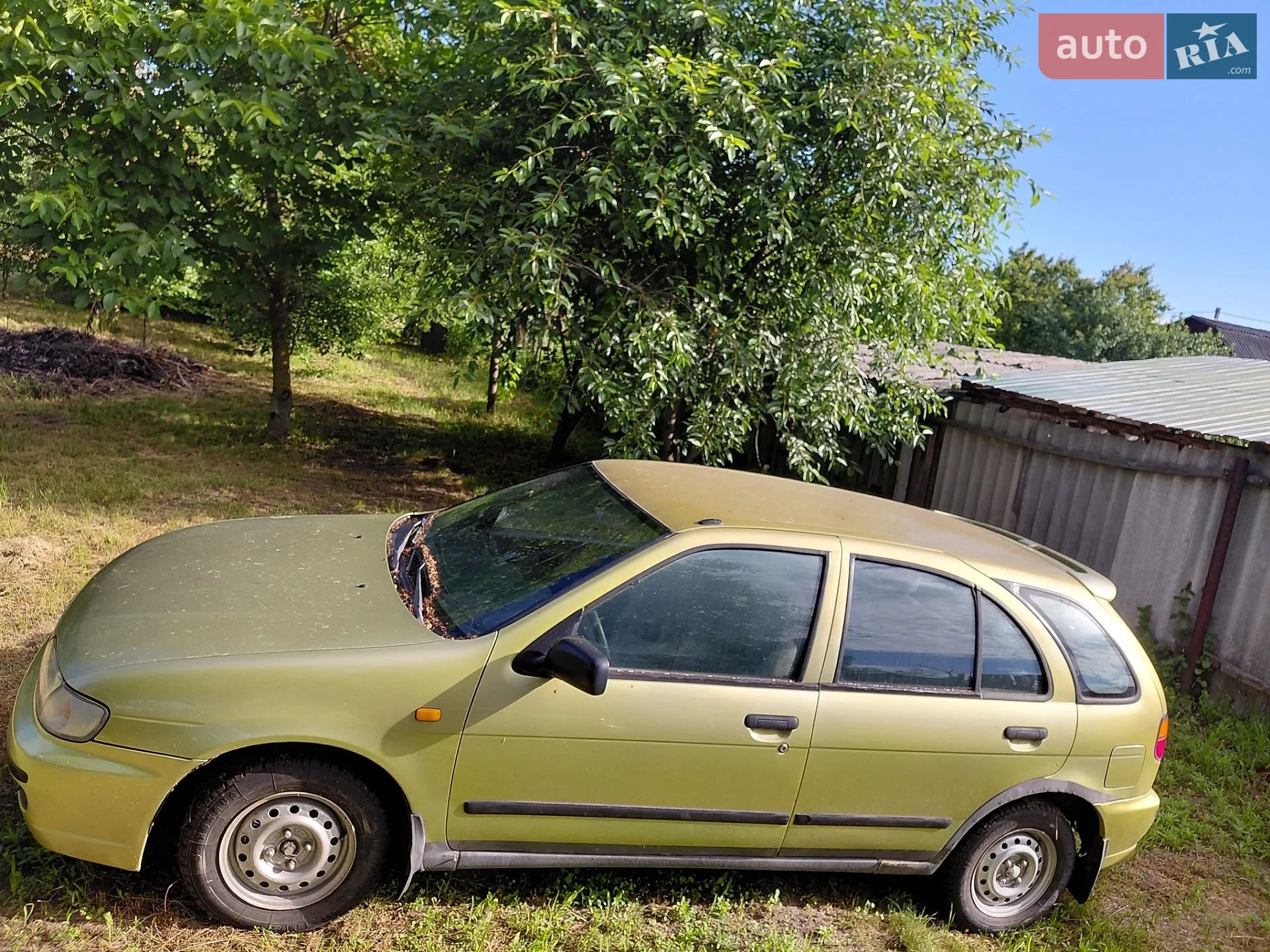 Nissan Almera, 1996