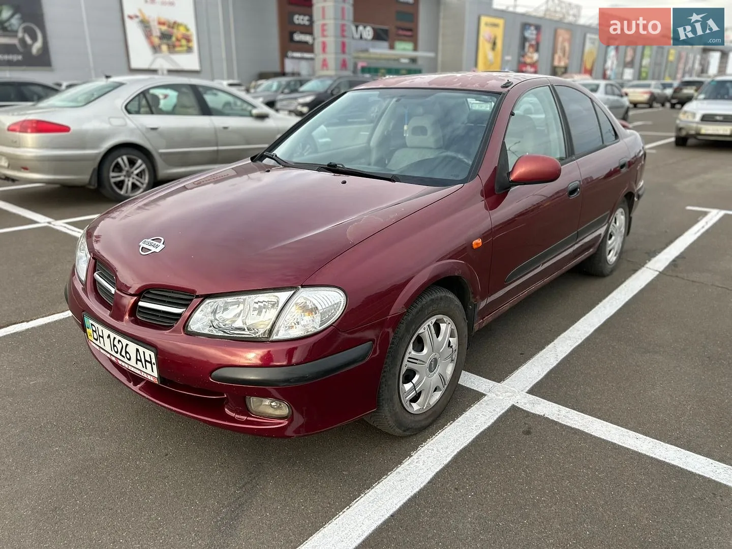 Nissan Almera, 2001