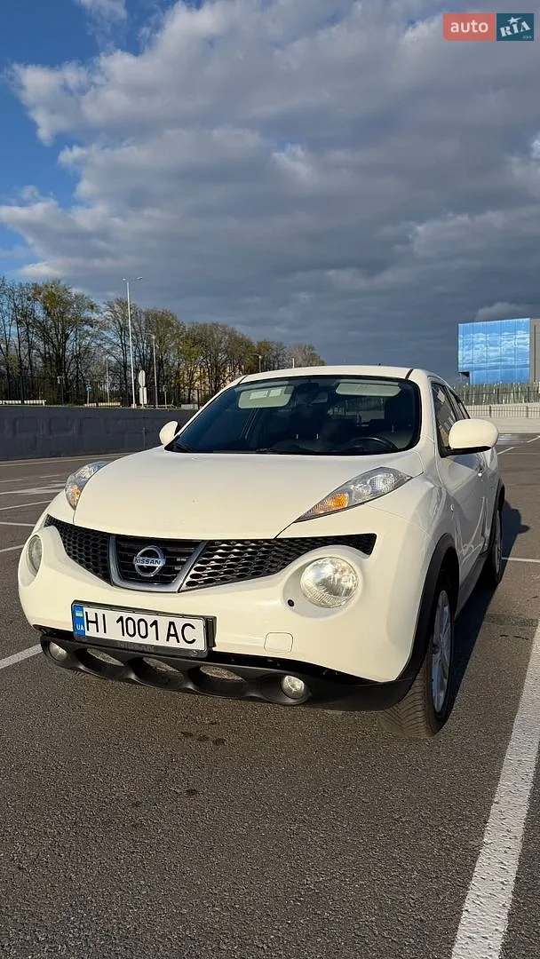 Nissan Juke, 2011