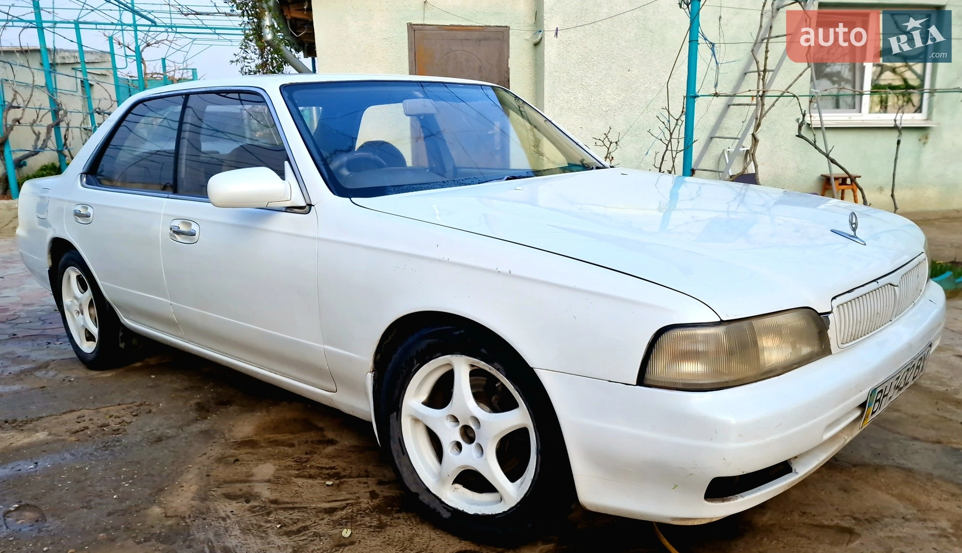 Nissan Laurel, 1994