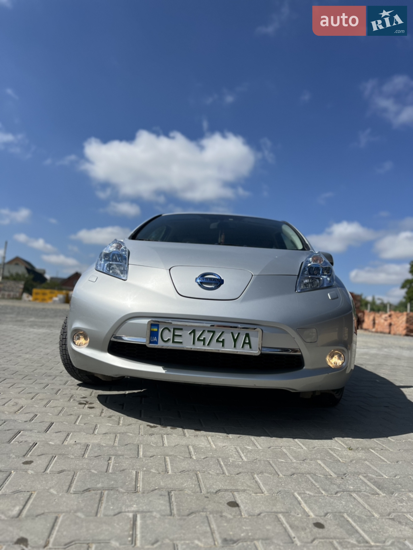 Nissan Leaf, 2012