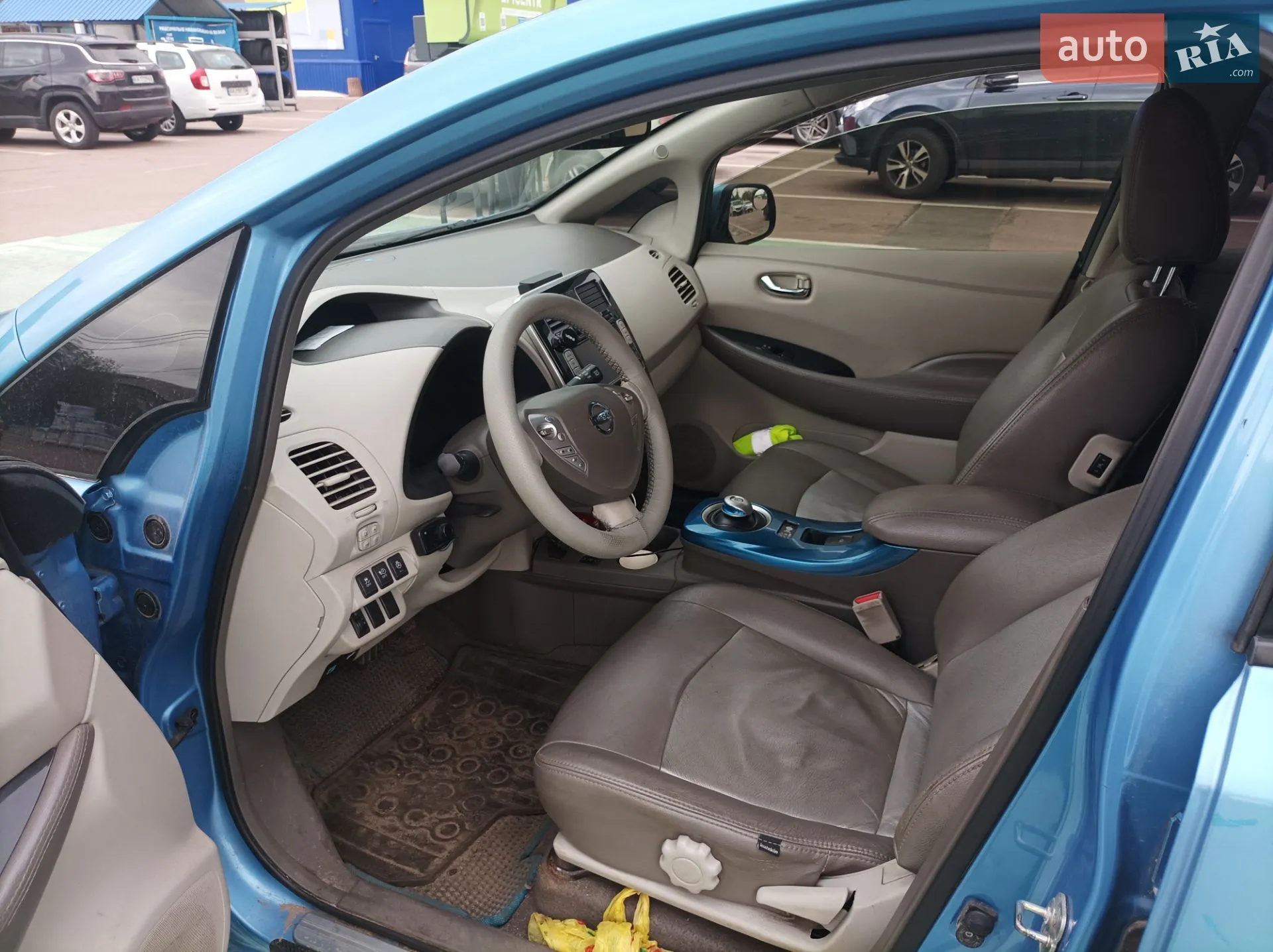 Nissan Leaf, 2012