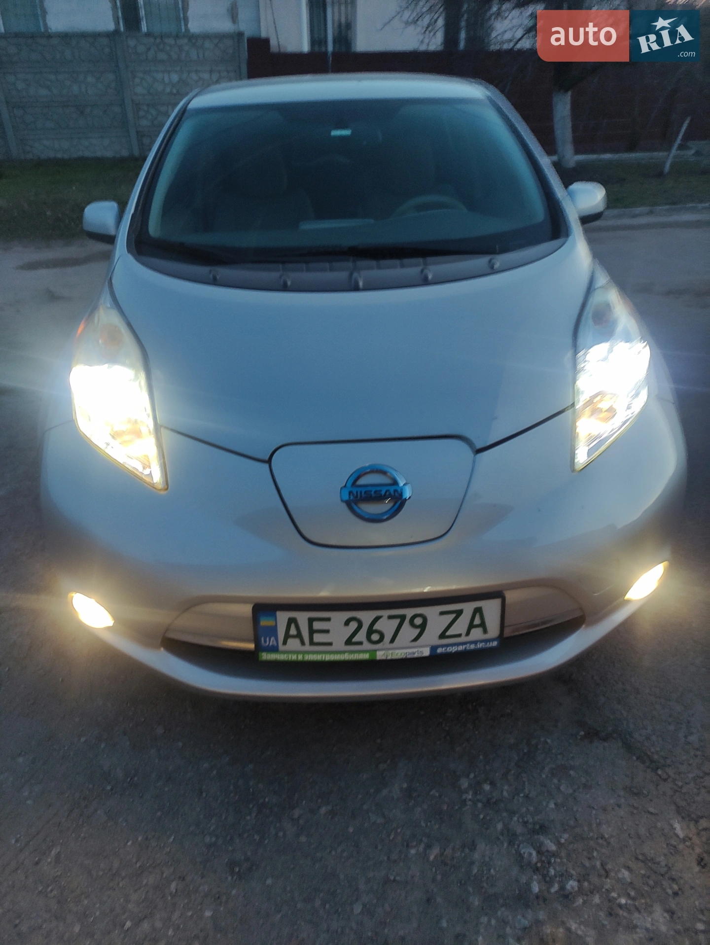 Nissan Leaf, 2012