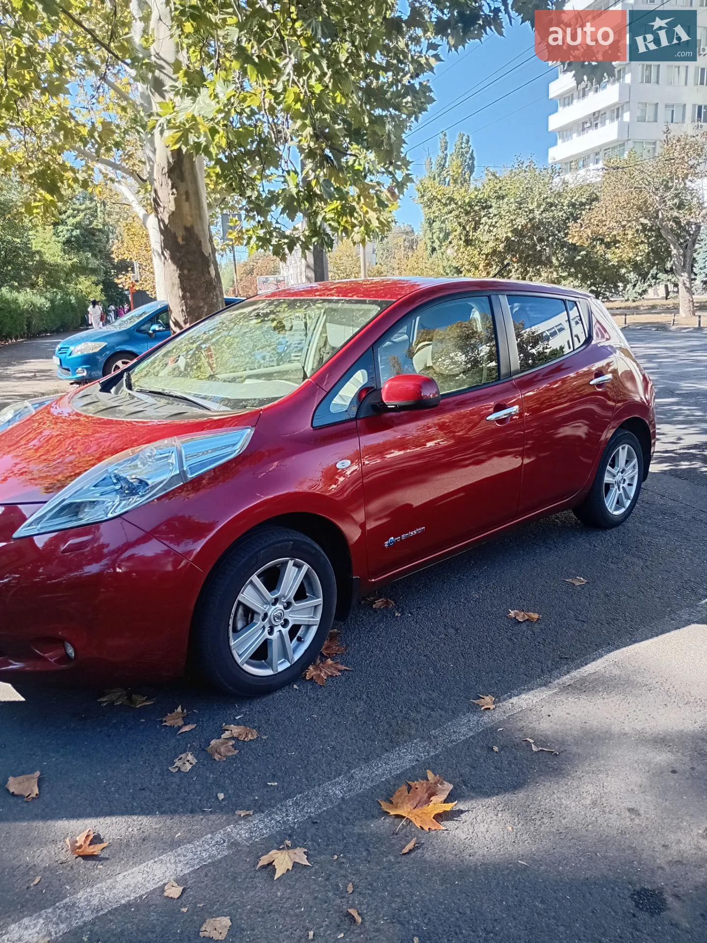 Nissan Leaf, 2011