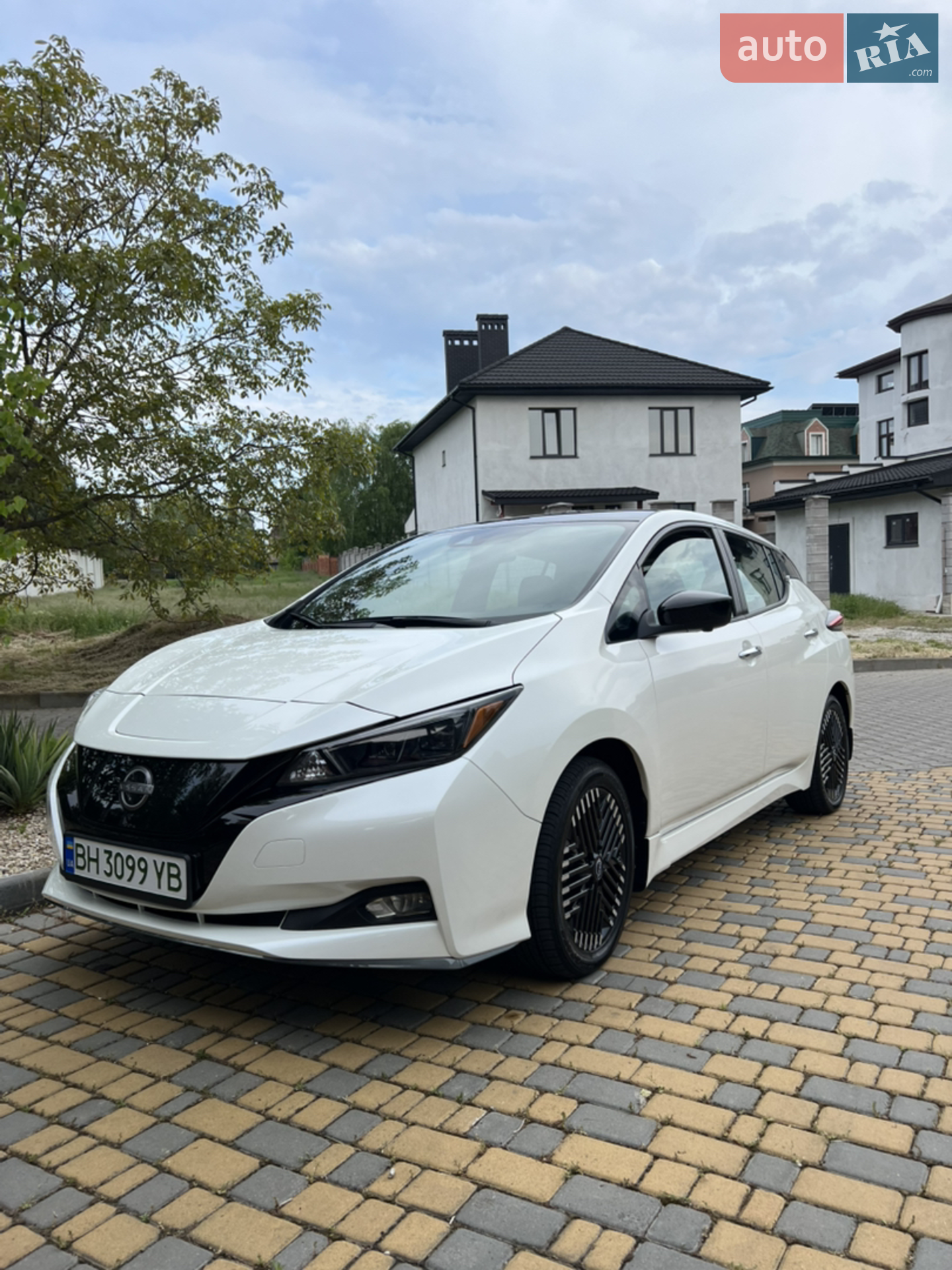 Nissan Leaf, 2023
