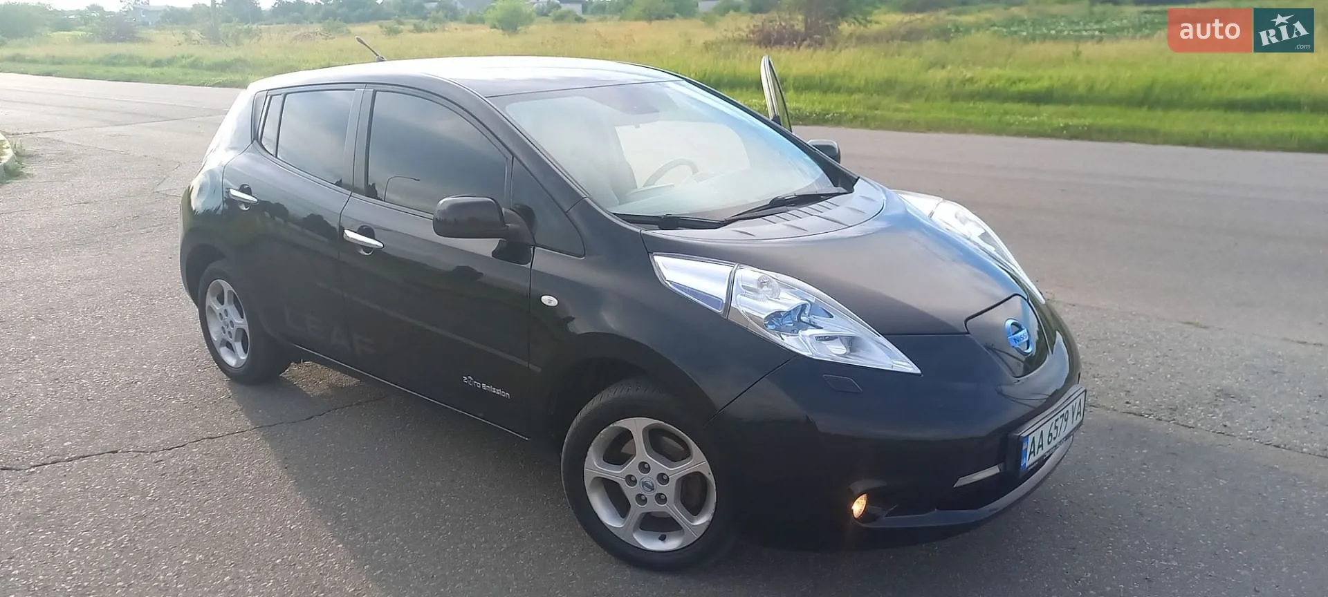 Nissan Leaf, 2012