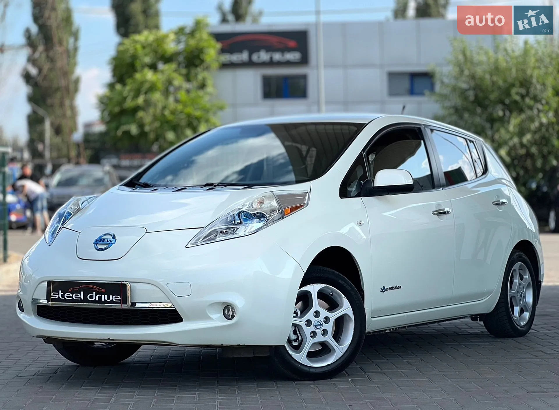 Nissan Leaf, 2012