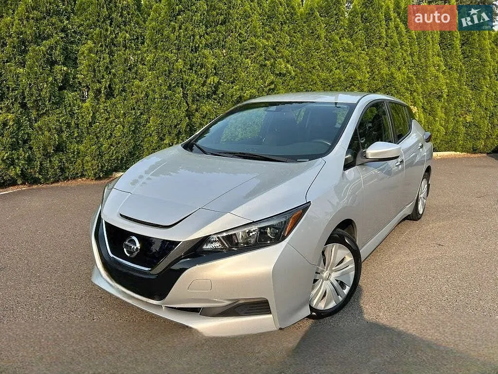 Nissan Leaf, 2022