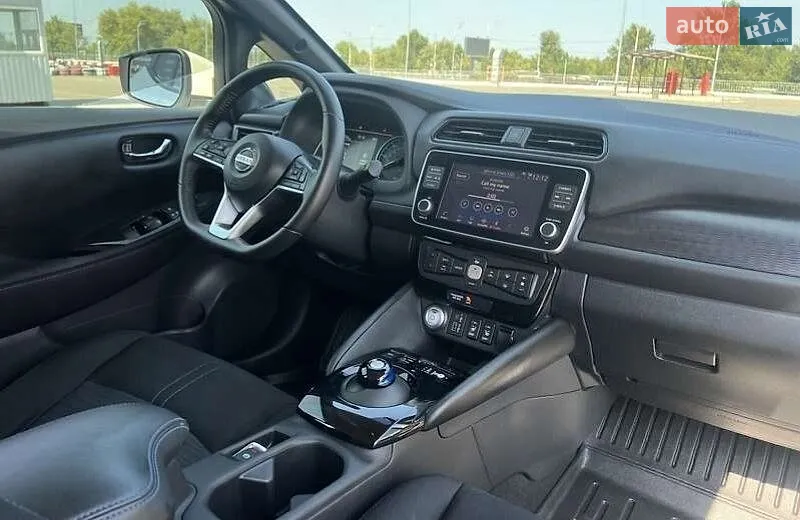 Nissan Leaf, 2023