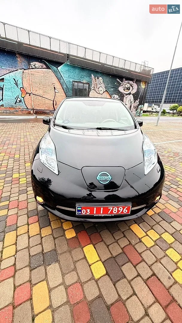 Nissan Leaf, 2013