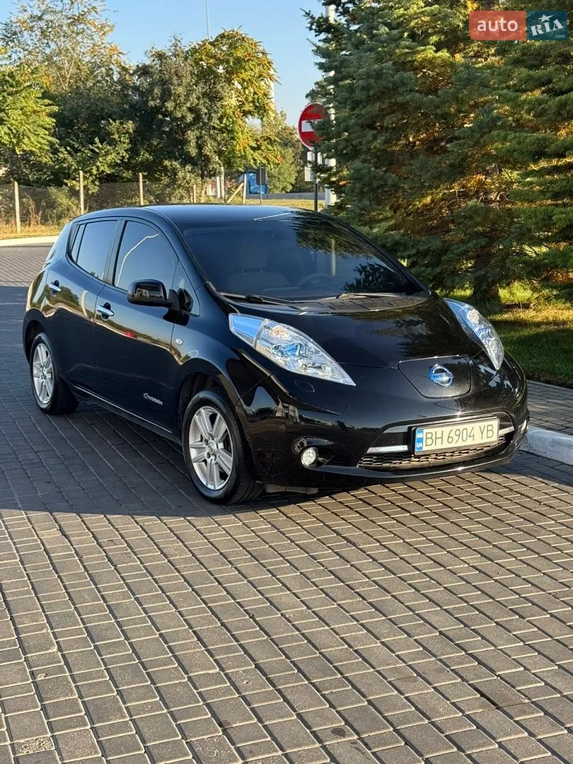 Nissan Leaf, 2012