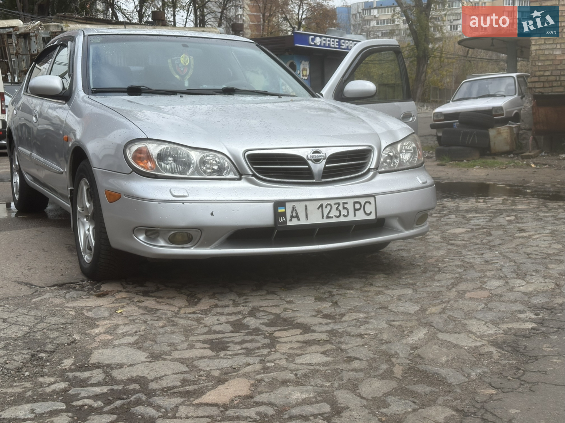 Nissan Maxima, 2002