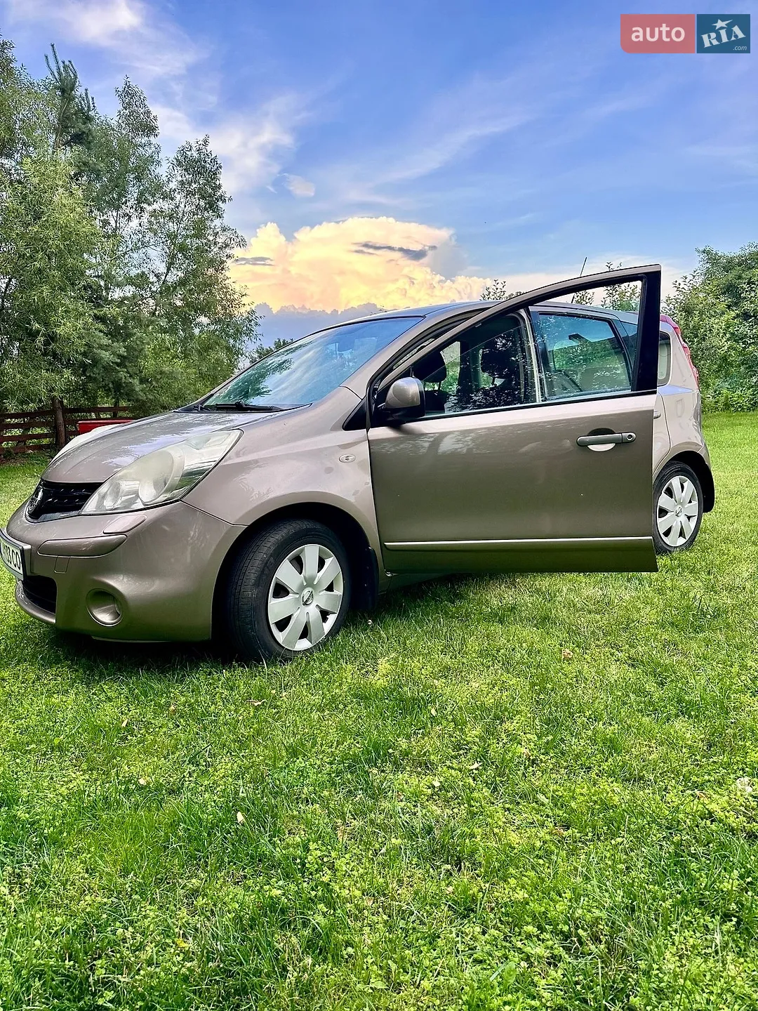 Nissan Note, 2011