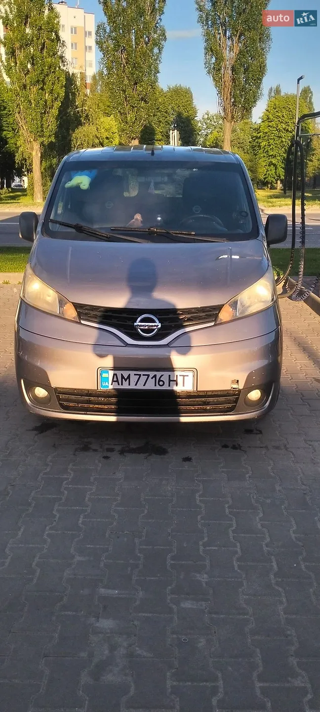 Nissan NV200, 2010