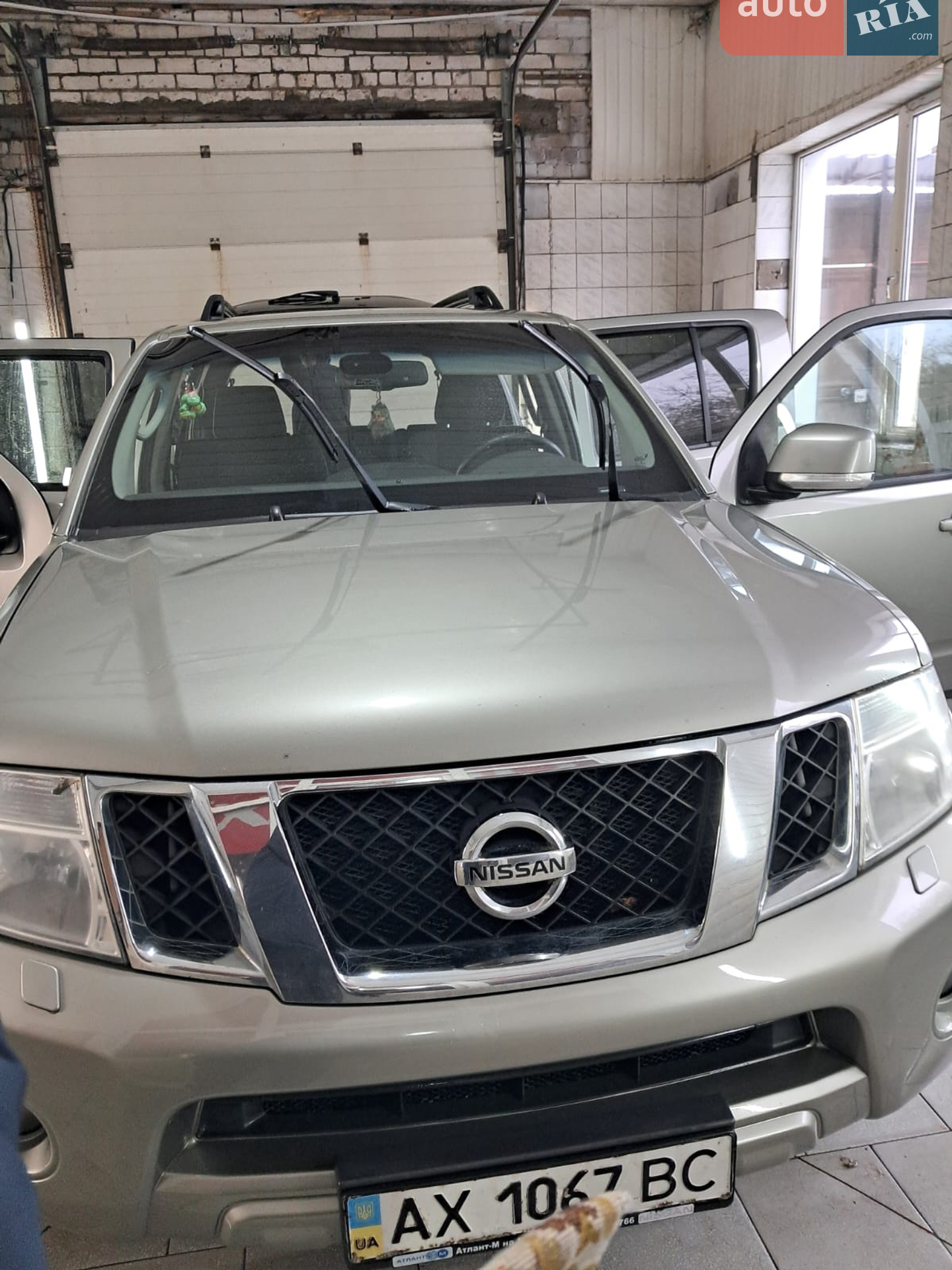 Nissan Pathfinder, 2011
