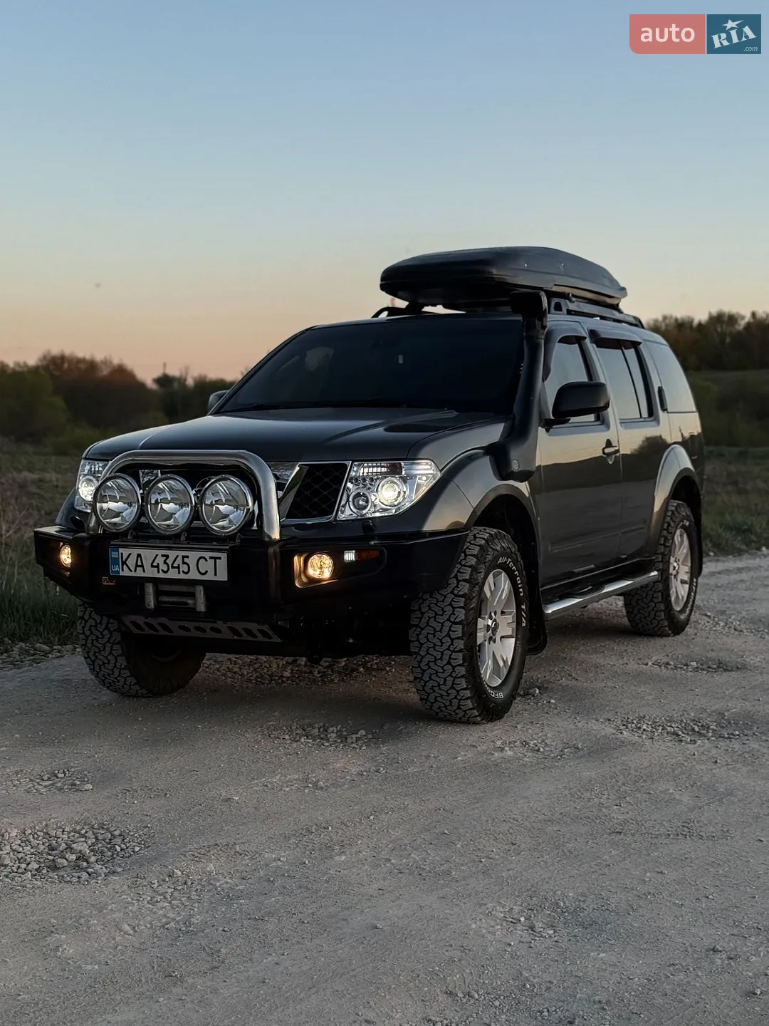 Nissan Pathfinder, 2005