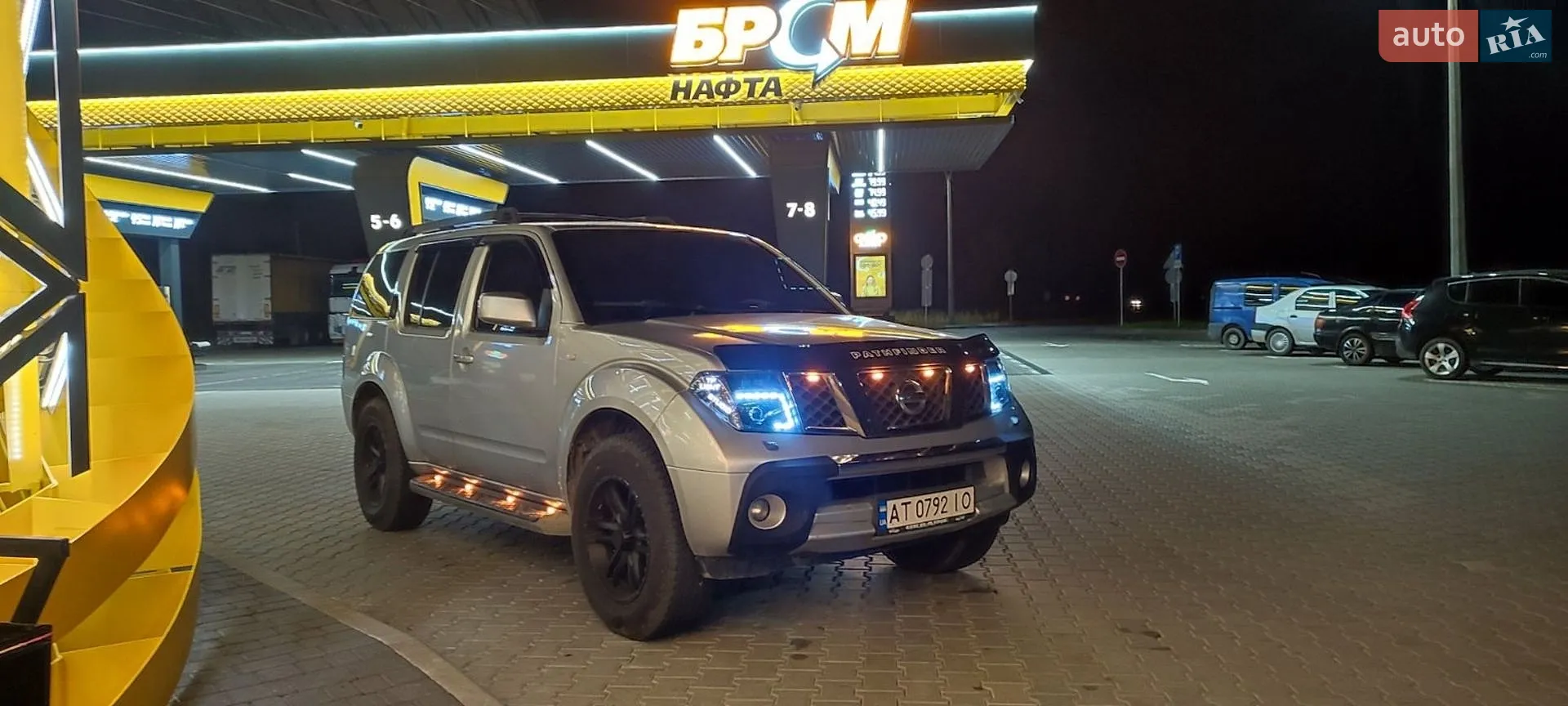 Nissan Pathfinder, 2005