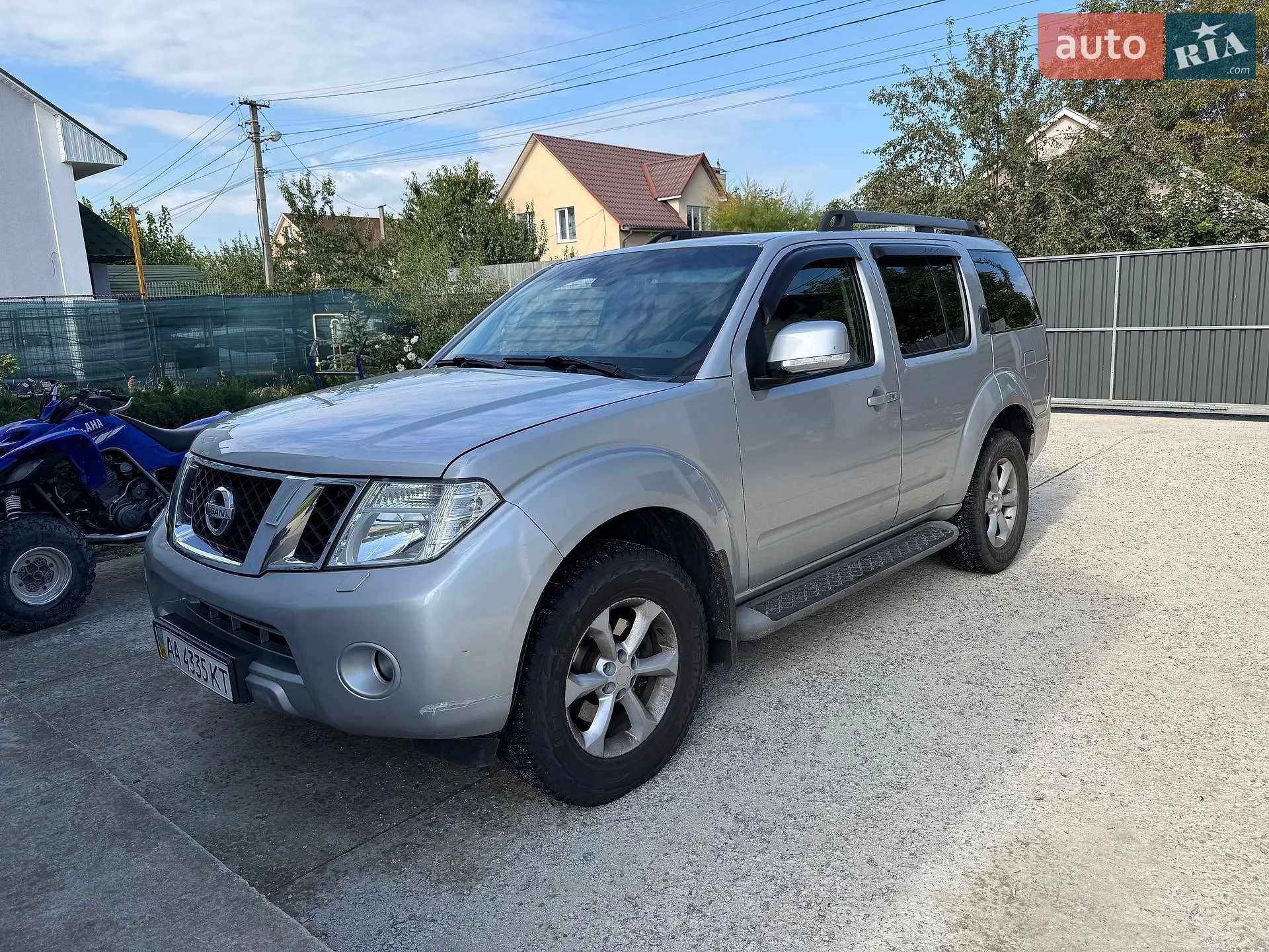 Nissan Pathfinder, 2011