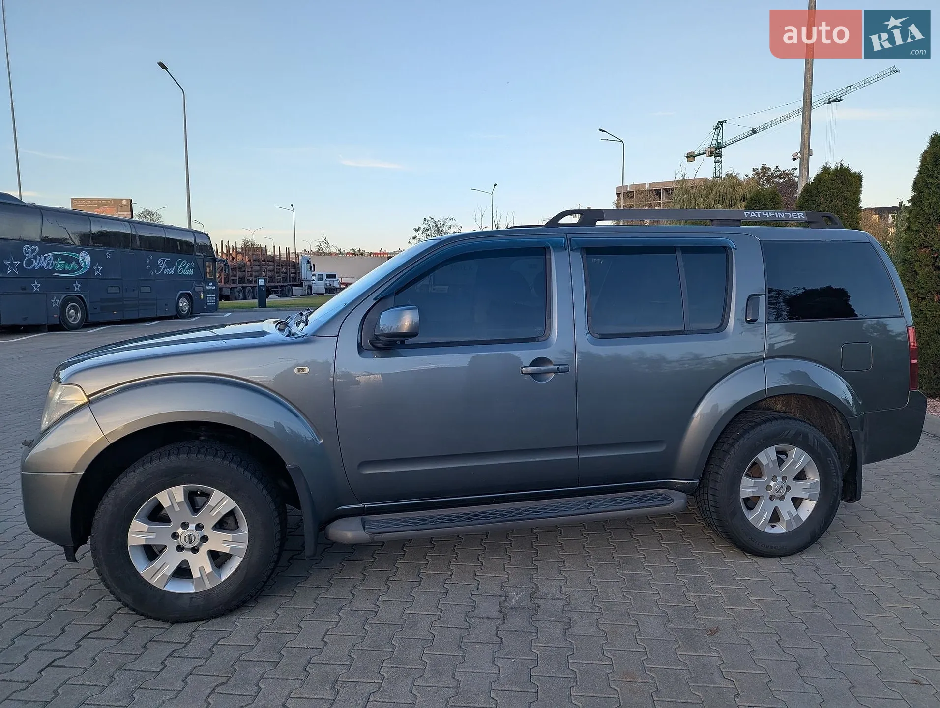 Nissan Pathfinder, 2006